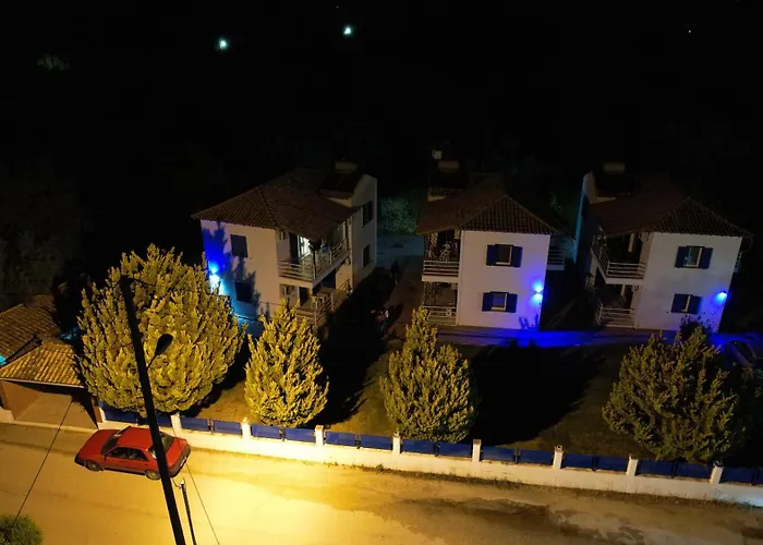 Alexandros Luxury Apartments Nydri