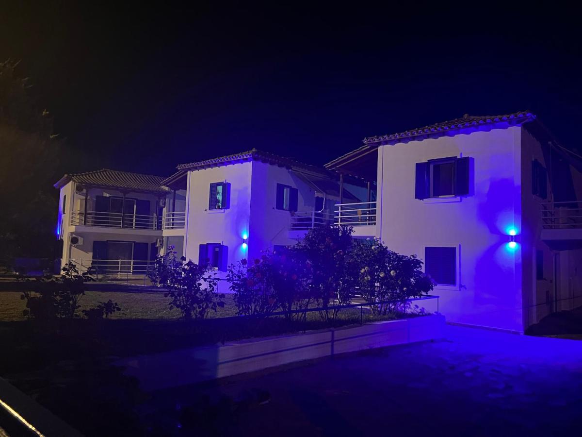 Alexandros Luxury דירה נידרי